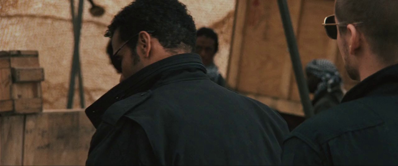 Red Sky (2014) BluRay Tamil + English 1080p x264 AVC AAC 2.0.mkv.0003